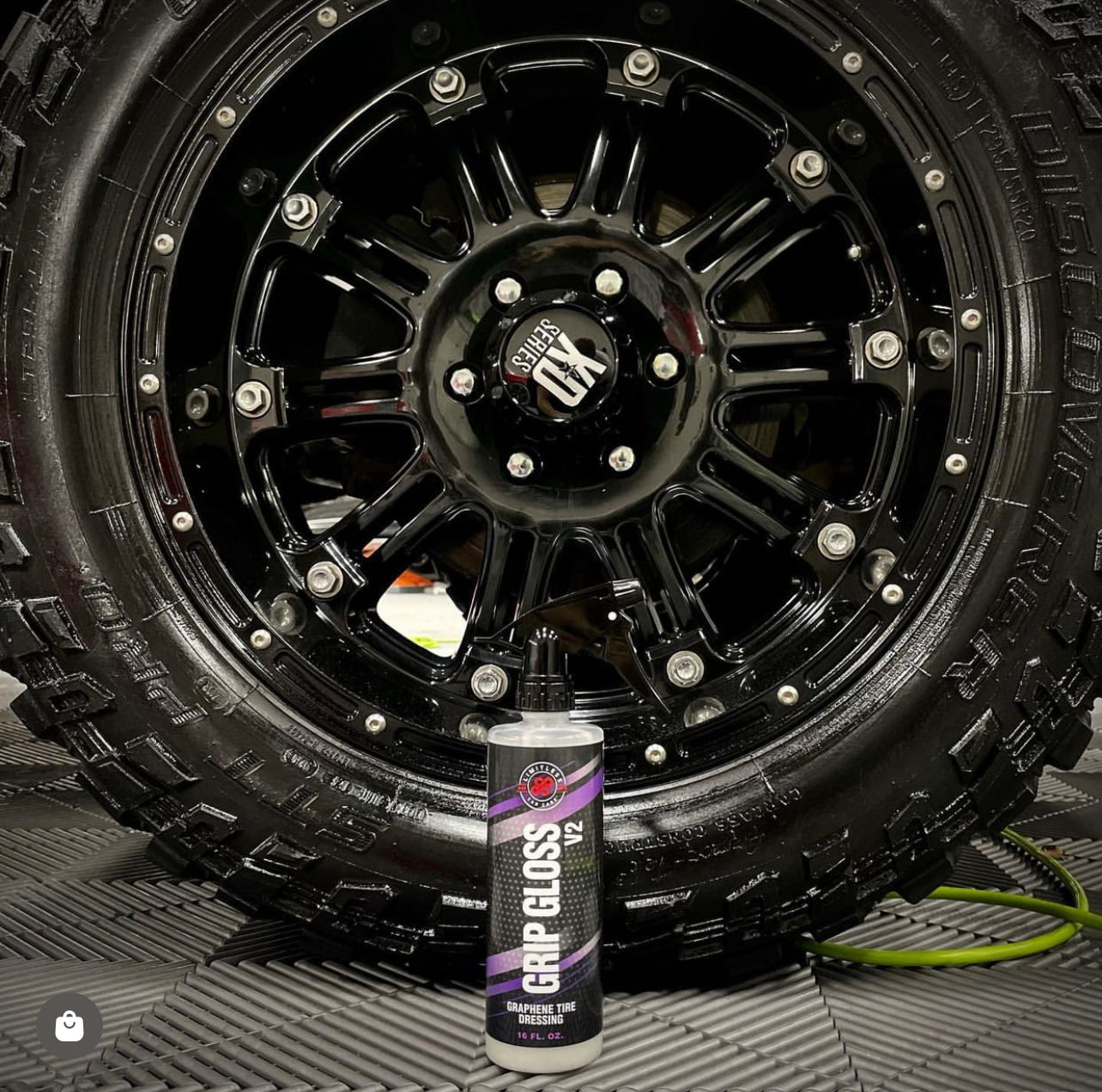 Apex Acrylic Tire Shine/Protectant - 16 oz Semi-Permanent - 6+ Months  Durability - Easy to Apply - High Shine - Fast Drying - No Sling -  Layerable